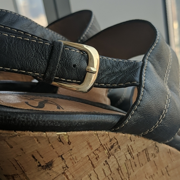 Black Leather Wedged Heel Sandal - Picture 2 of 10